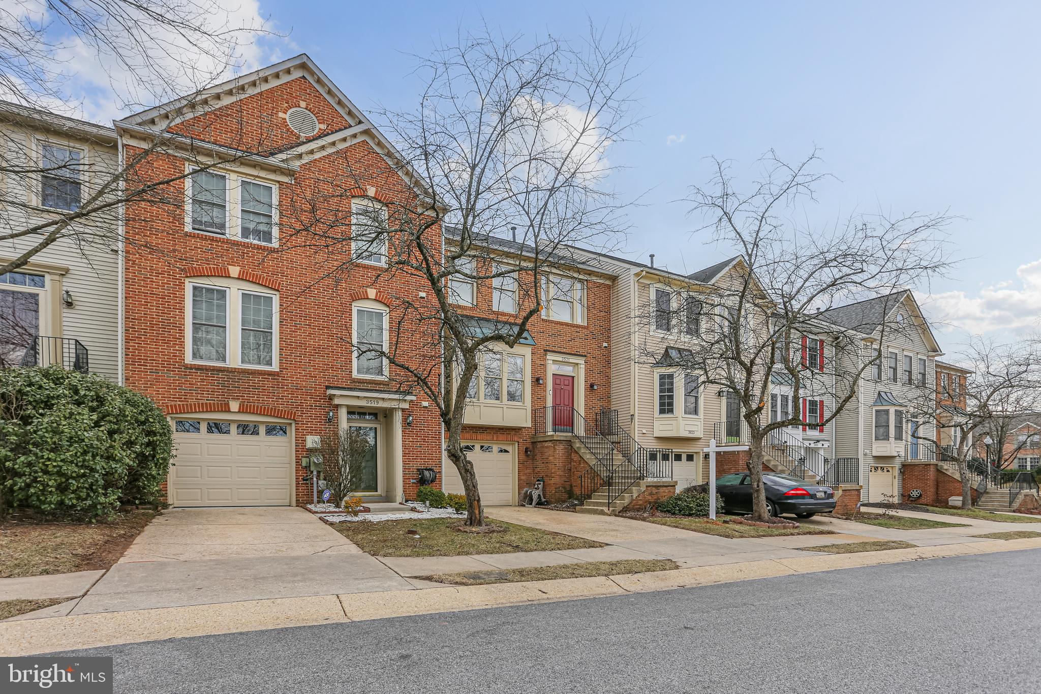 RUSSETT - Residential