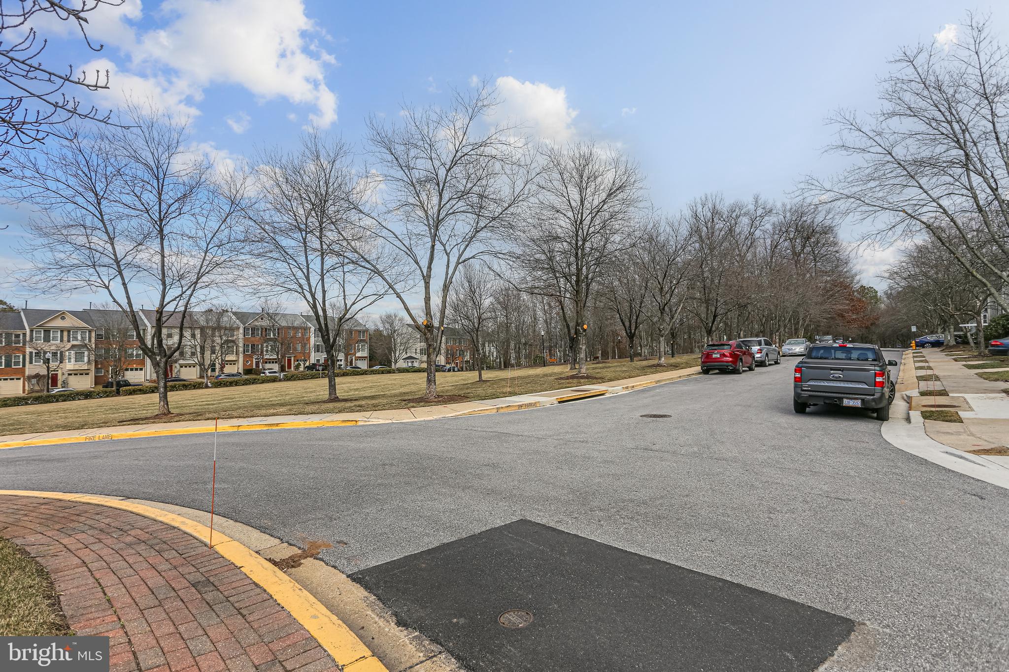 RUSSETT - Residential