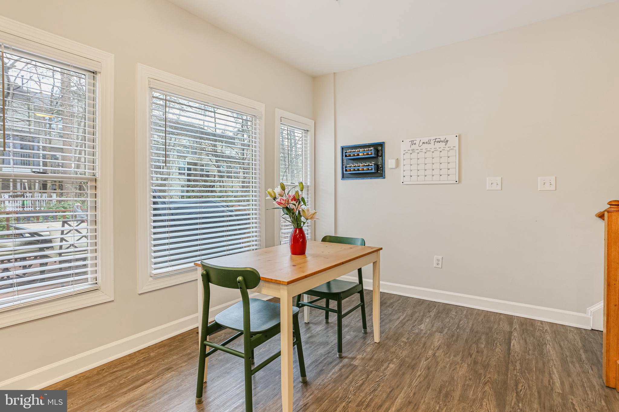 RUSSETT - Residential