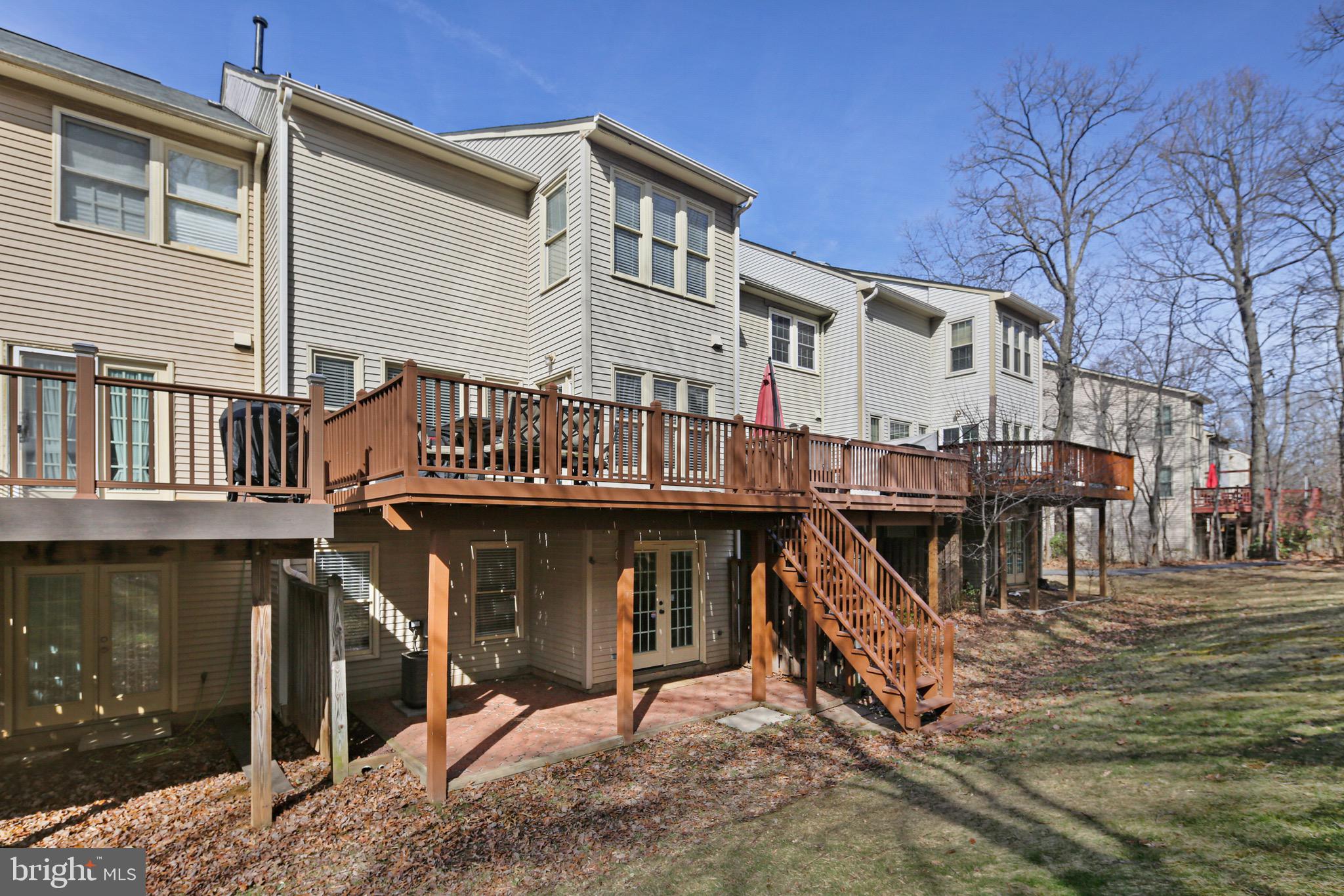 RUSSETT - Residential