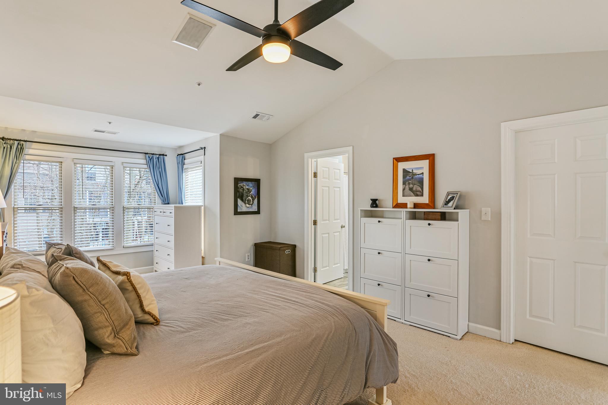 RUSSETT - Residential