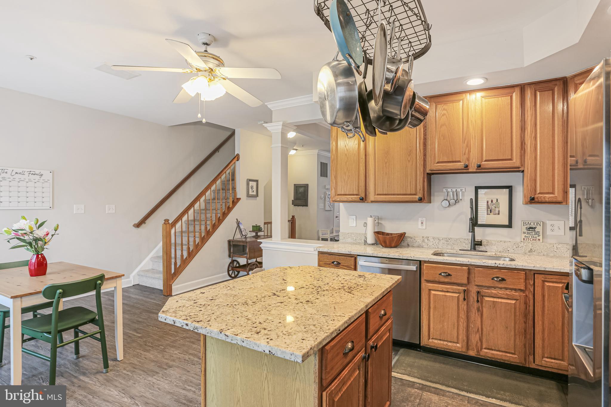 RUSSETT - Residential