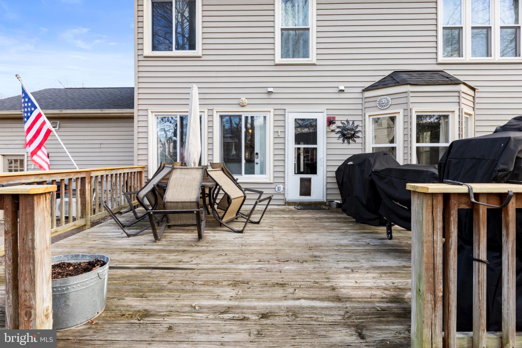 RIDGE POINTE - Residential