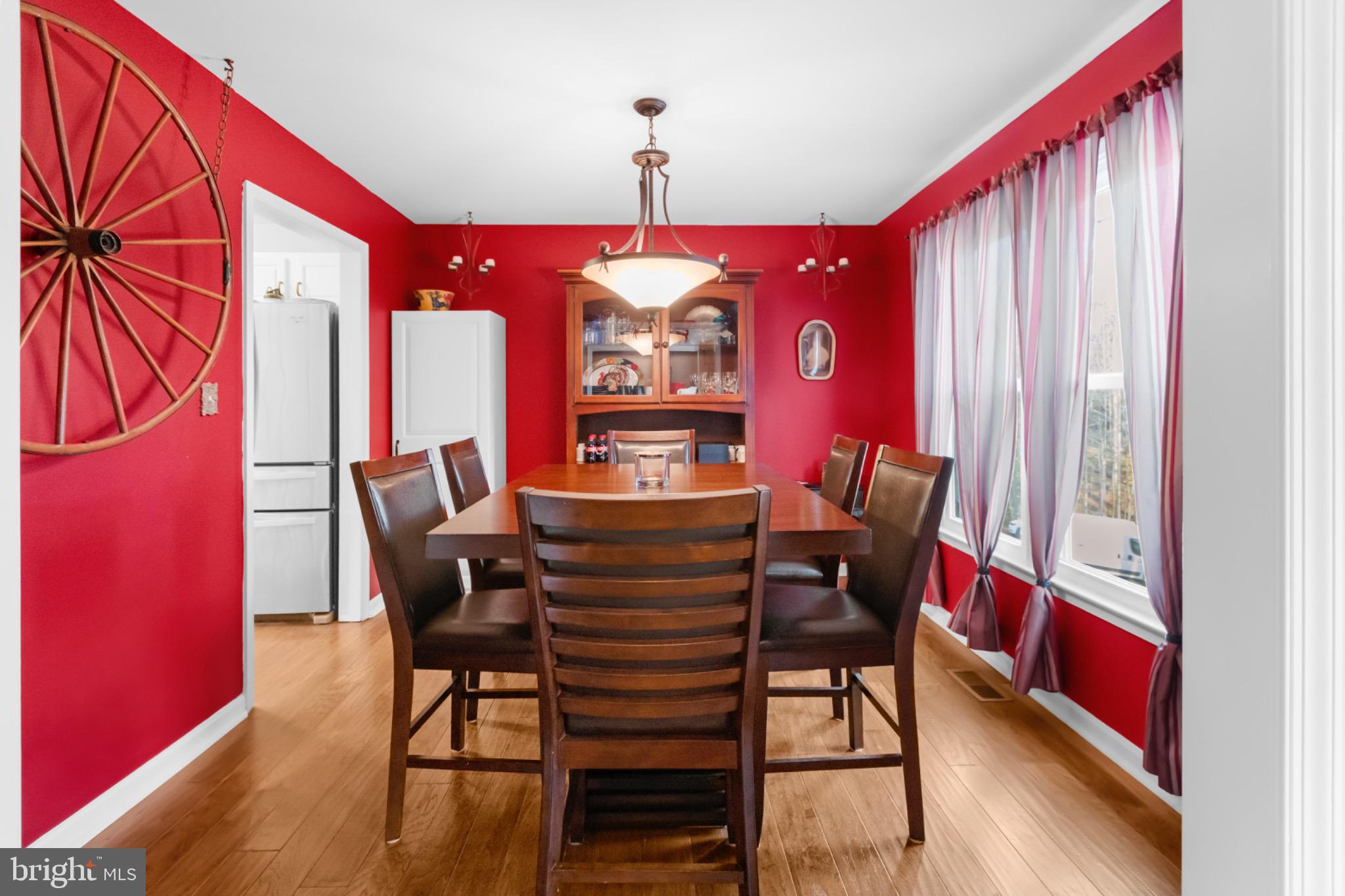 RIDGE POINTE - Residential