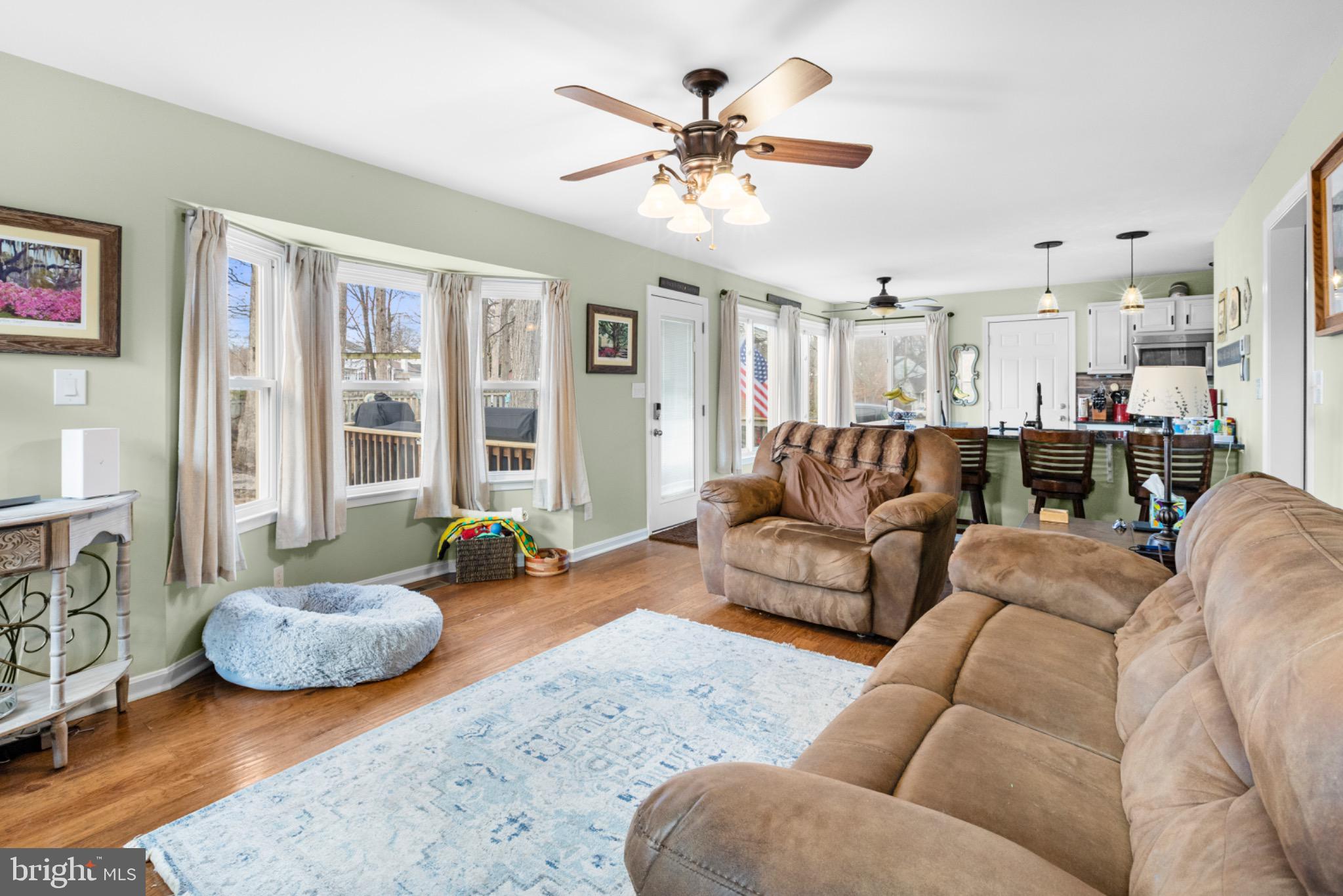 RIDGE POINTE - Residential