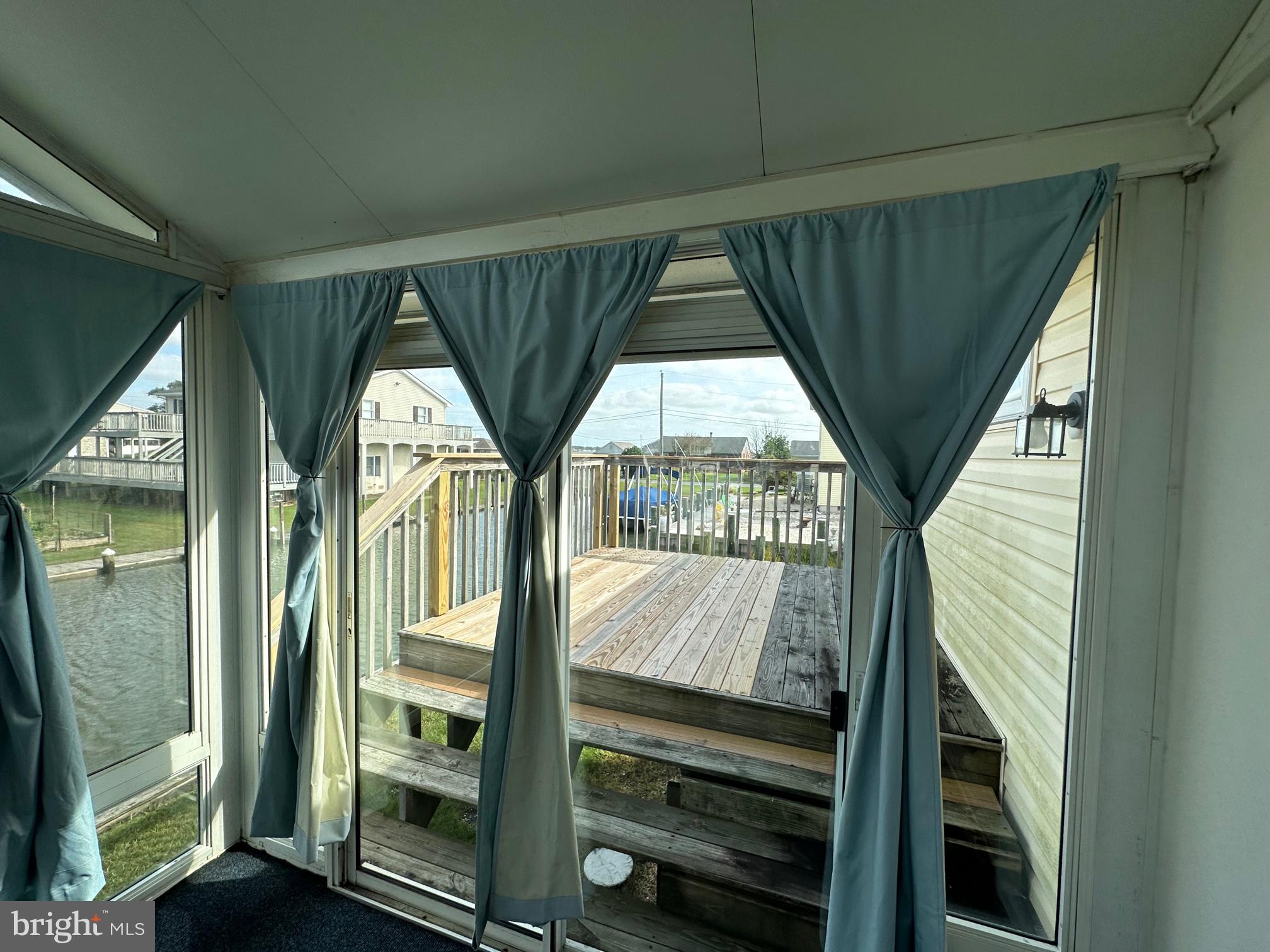 JOY BEACH - Residential