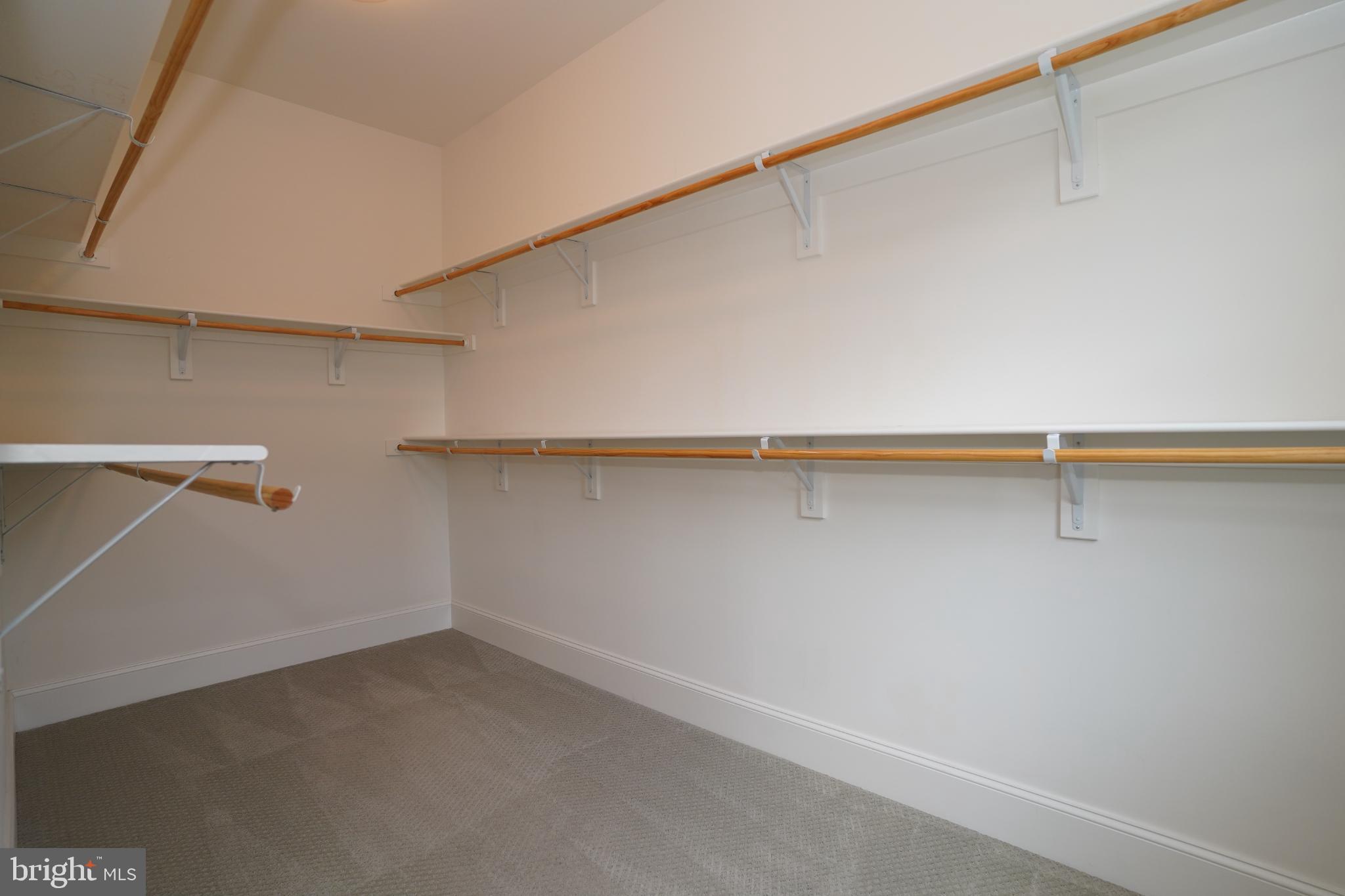 ONE LOUDOUN - Residential Lease