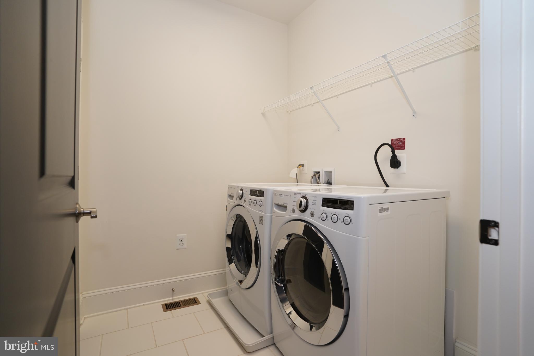 ONE LOUDOUN - Residential Lease