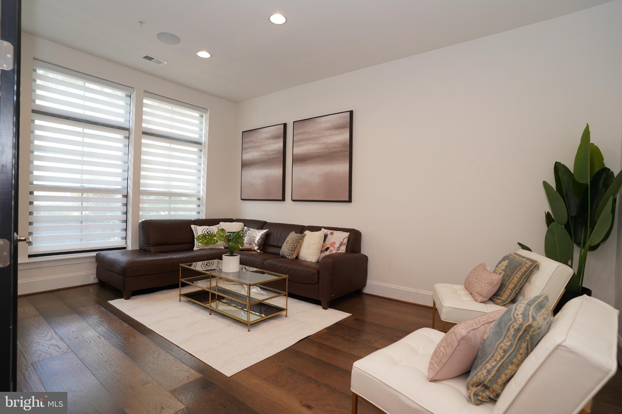 ONE LOUDOUN - Residential Lease