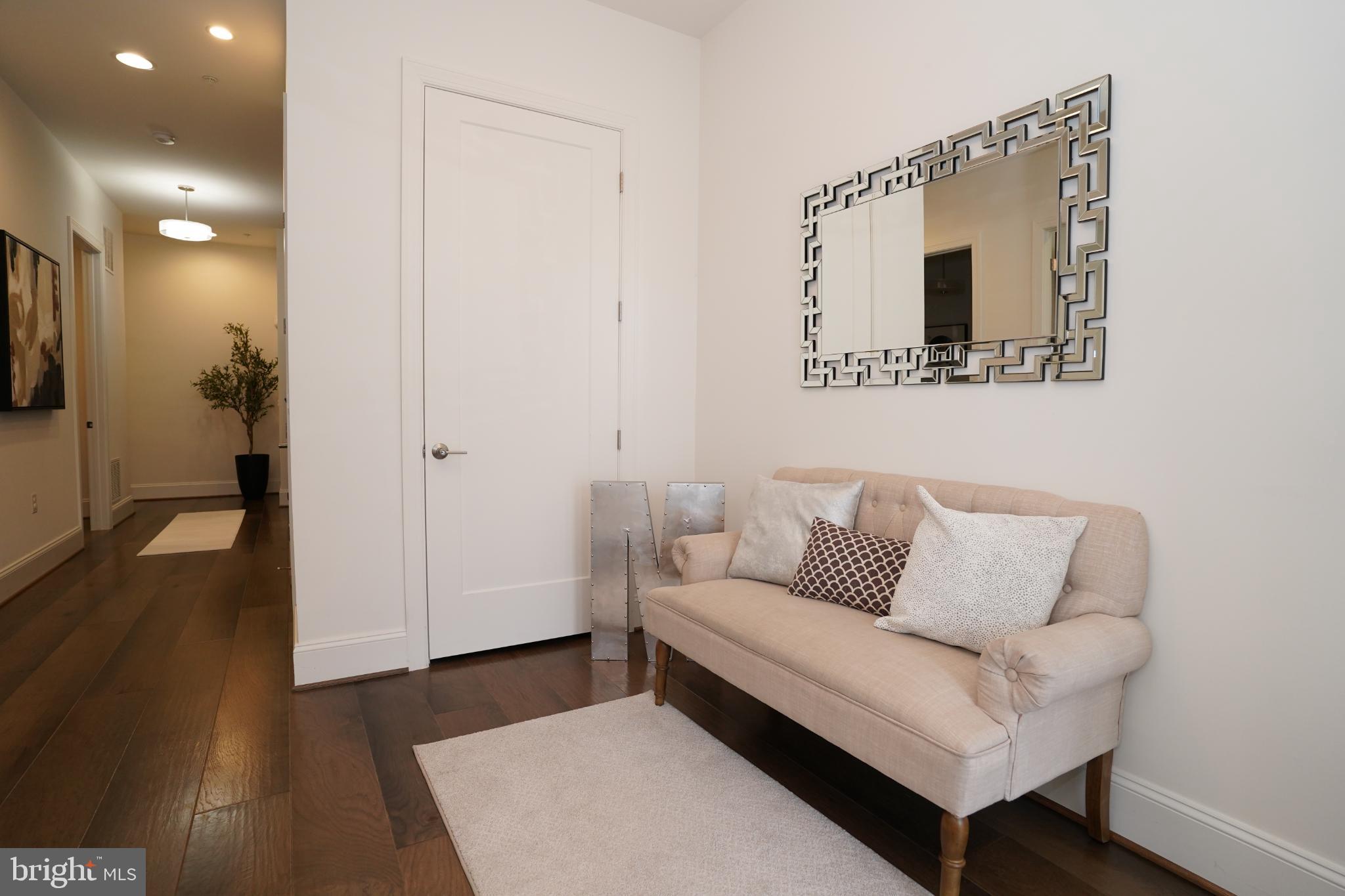 ONE LOUDOUN - Residential Lease