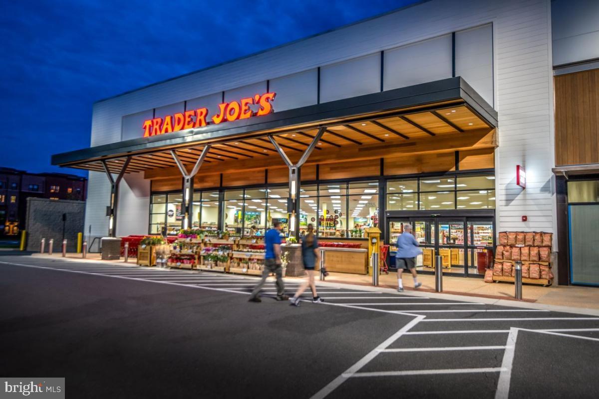 ONE LOUDOUN - Residential Lease