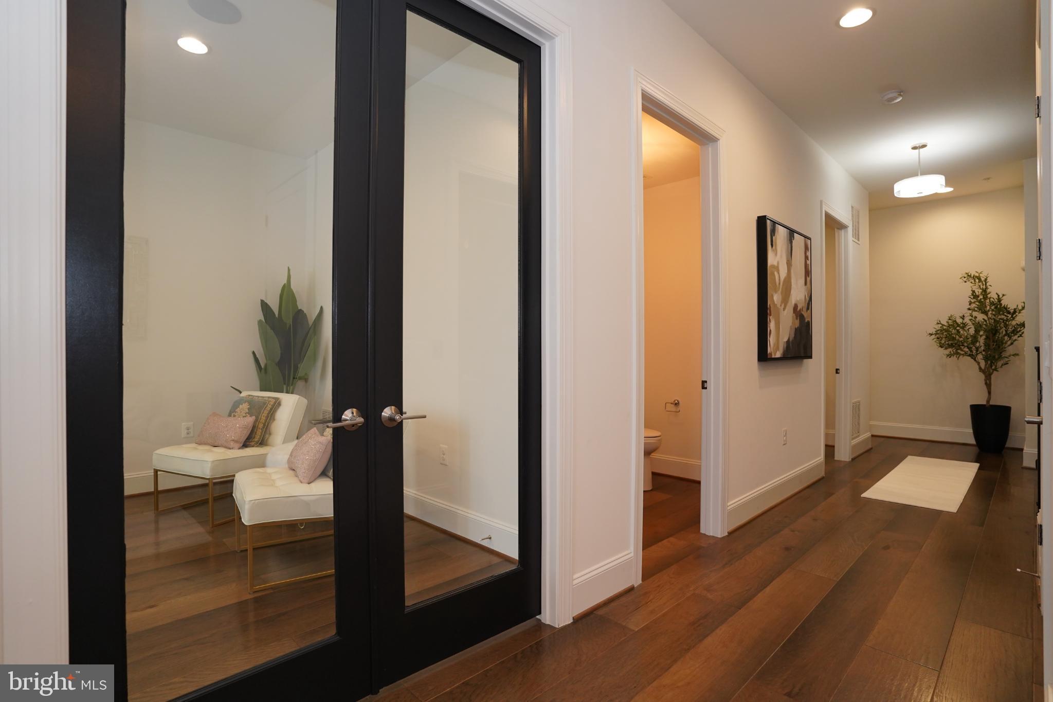 ONE LOUDOUN - Residential Lease