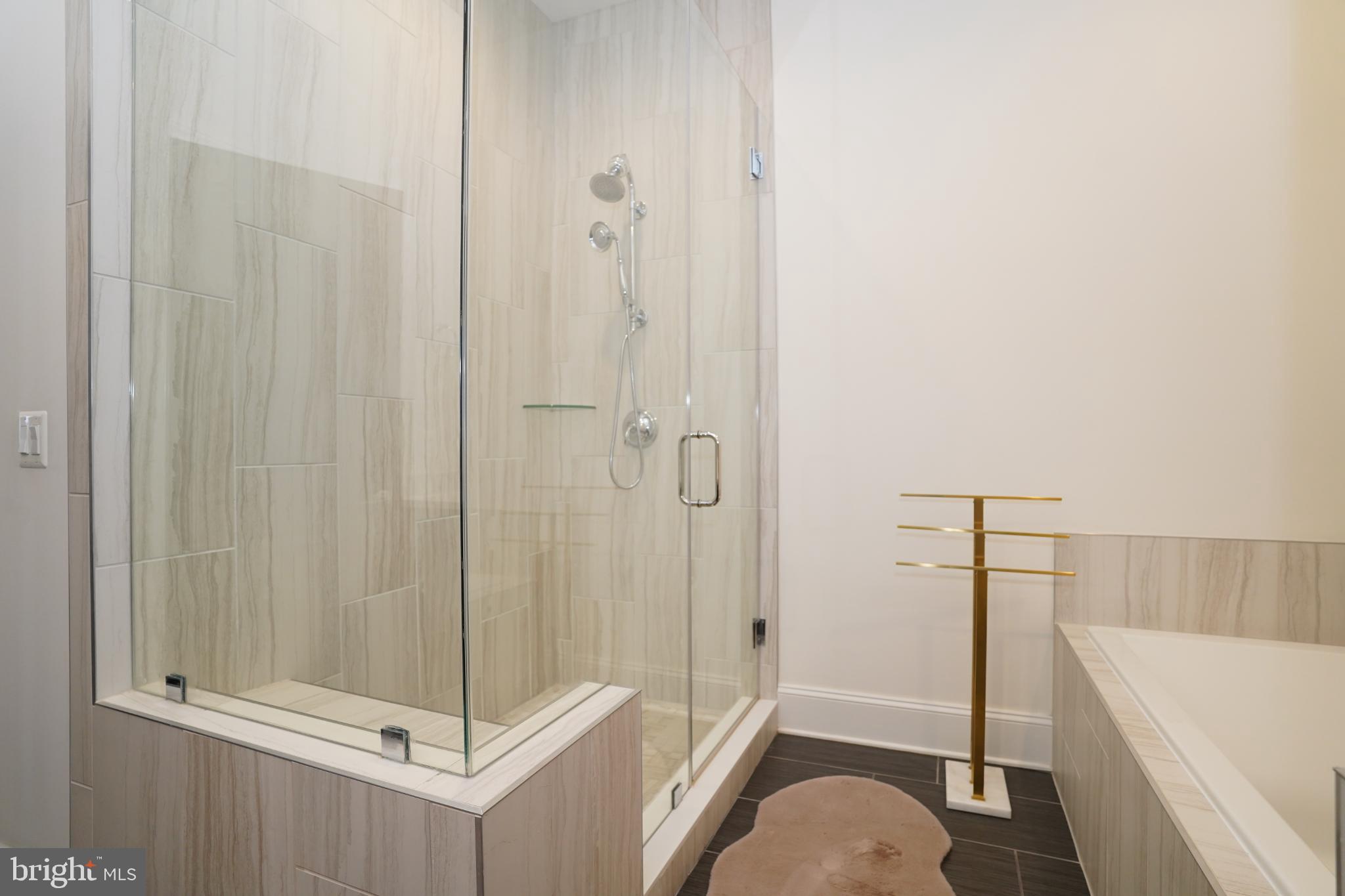 ONE LOUDOUN - Residential Lease