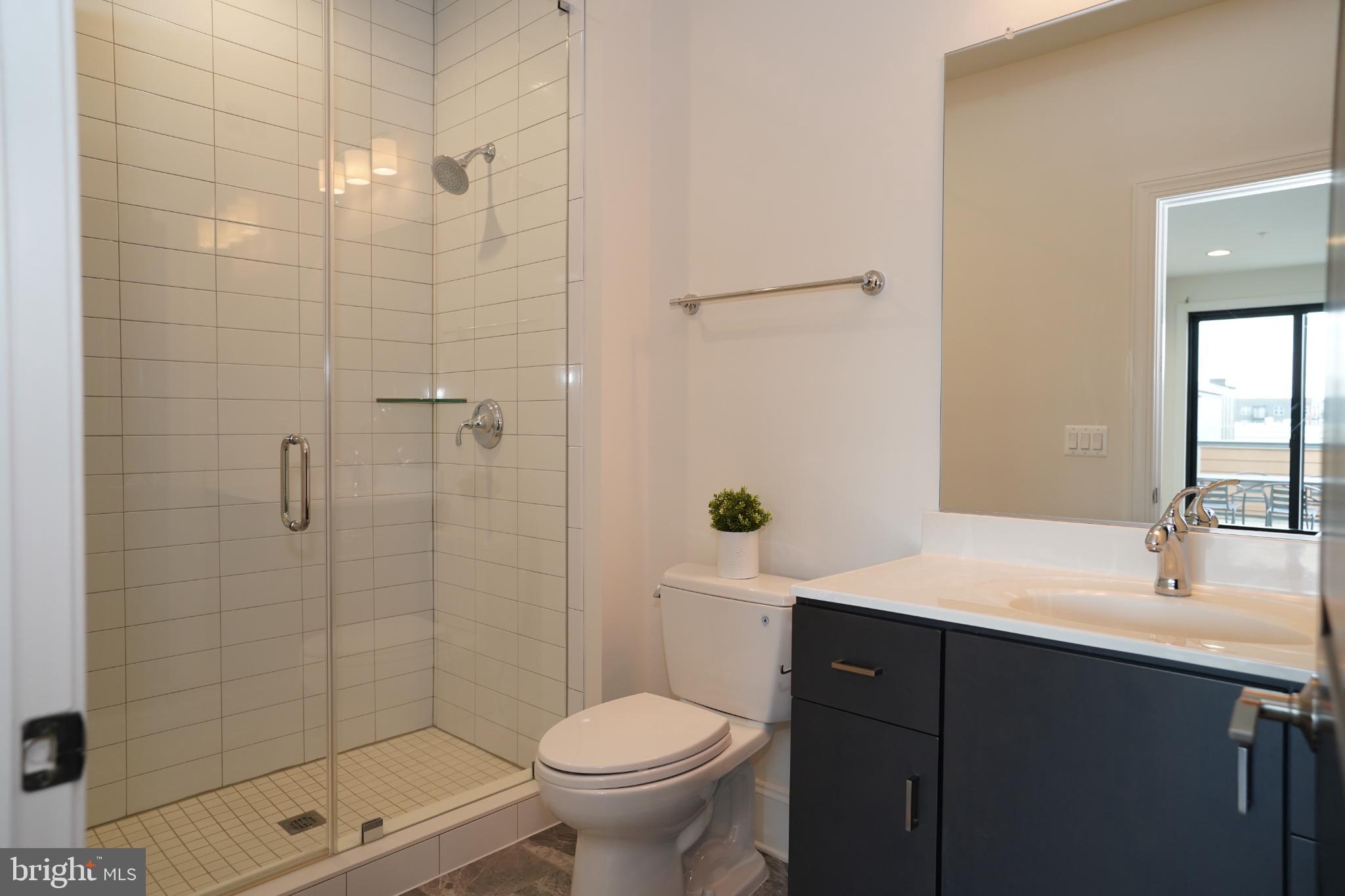 ONE LOUDOUN - Residential Lease