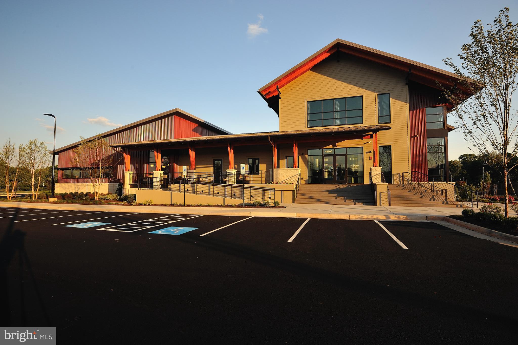 ONE LOUDOUN - Residential Lease