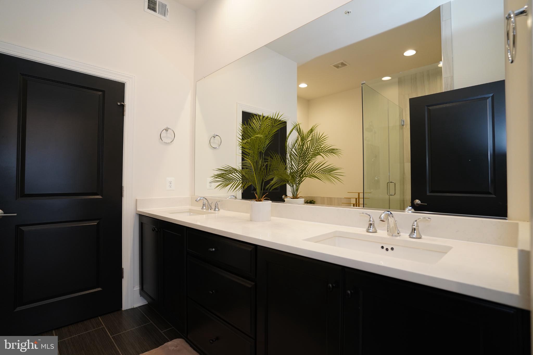 ONE LOUDOUN - Residential Lease