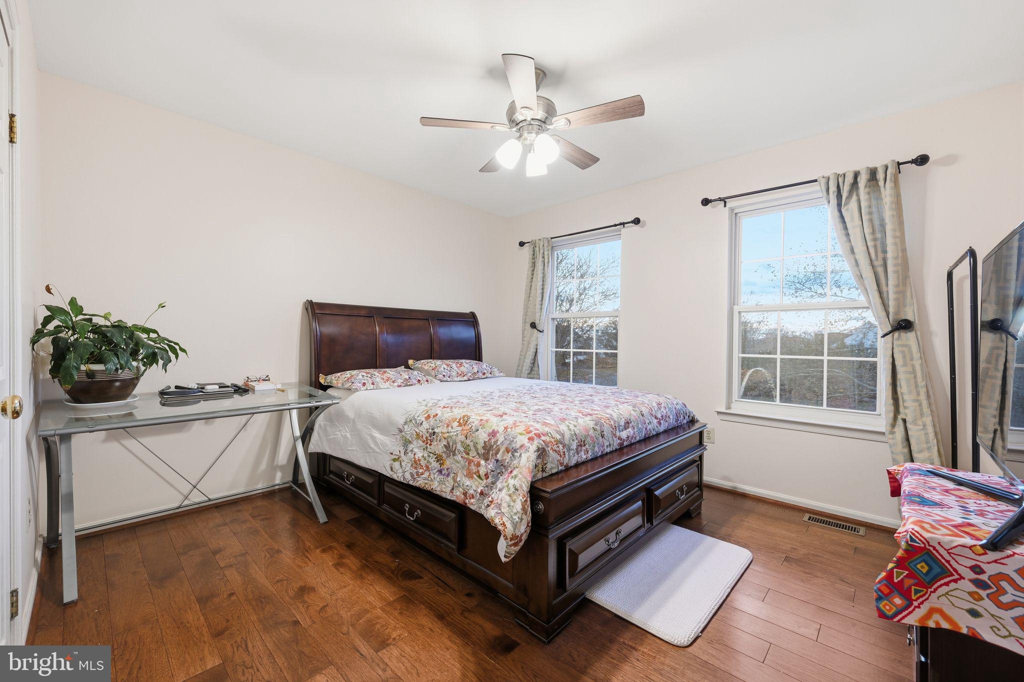 HOMESTEAD AT HARLE - Residential