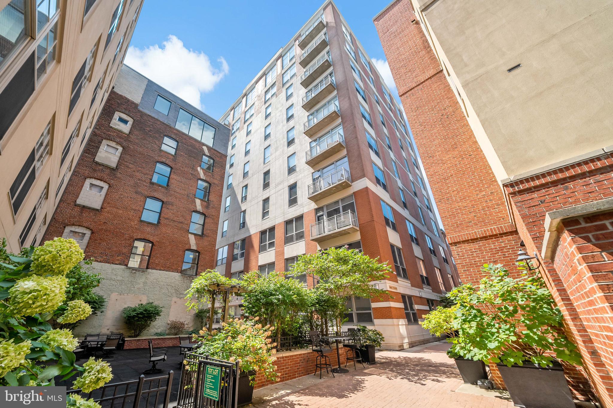 OLD CITY - Residential