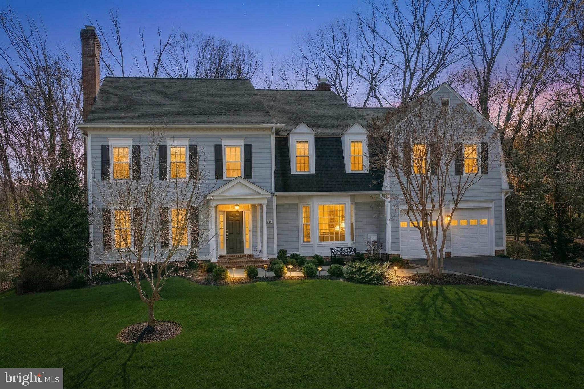 CARDEROCK SPRINGS - Residential