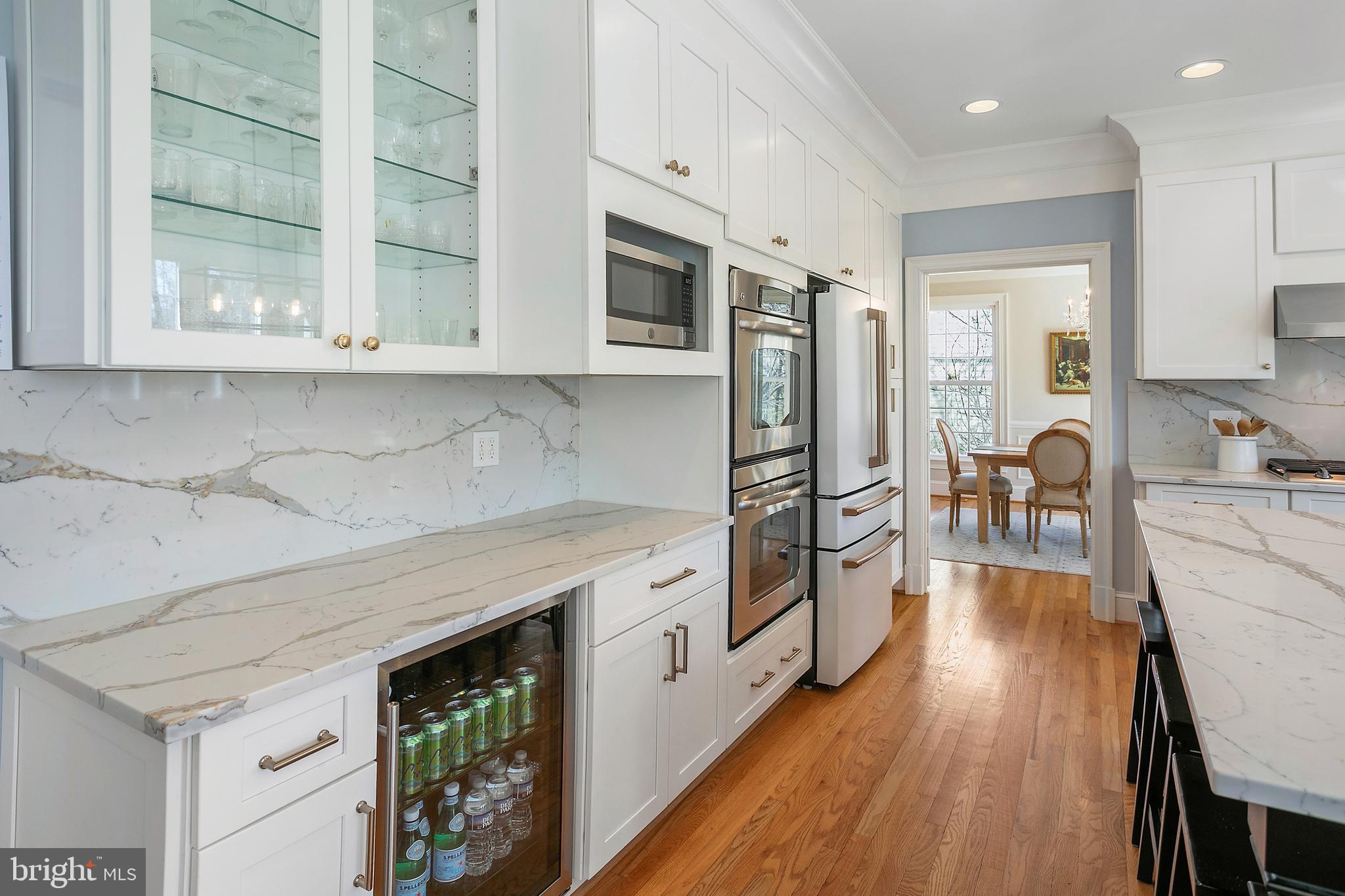 CARDEROCK SPRINGS - Residential