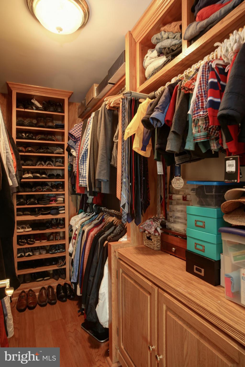 THE OAKTON - Residential Lease