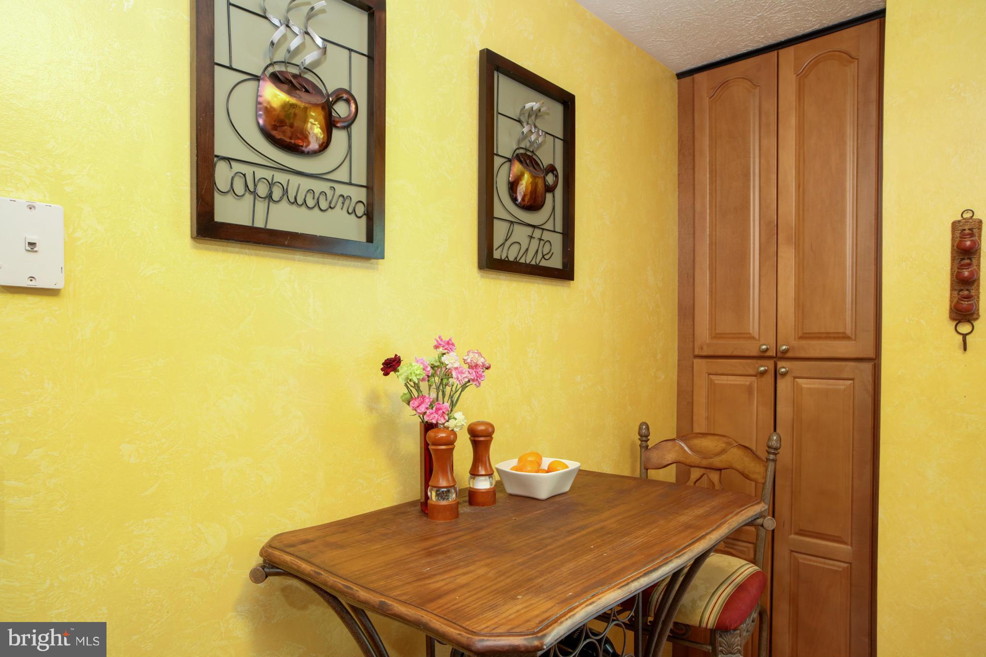 THE OAKTON - Residential Lease