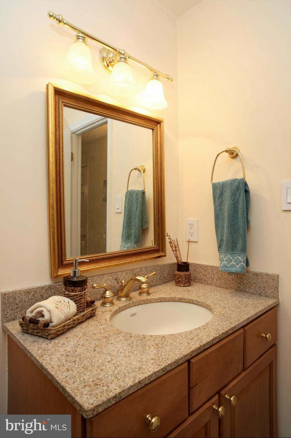 THE OAKTON - Residential Lease