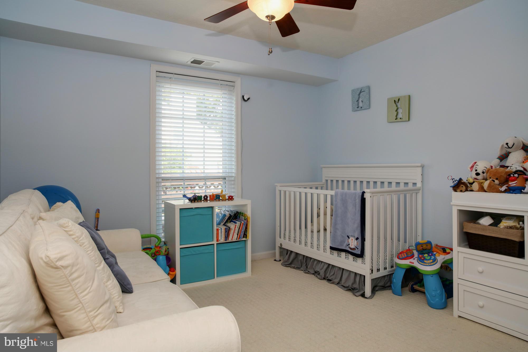 THE OAKTON - Residential Lease