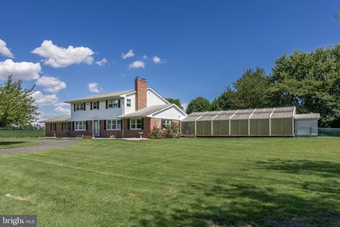 Photo of 44 Supawna Road, PENNSVILLE, NJ 08070 (MLS # NJSA2016312)