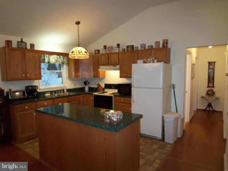 ROUSE MOUNTAIN - Residential