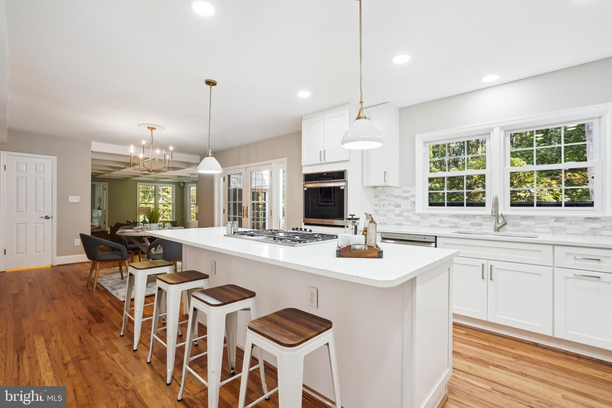 HIGHVIEW THREE - Residential