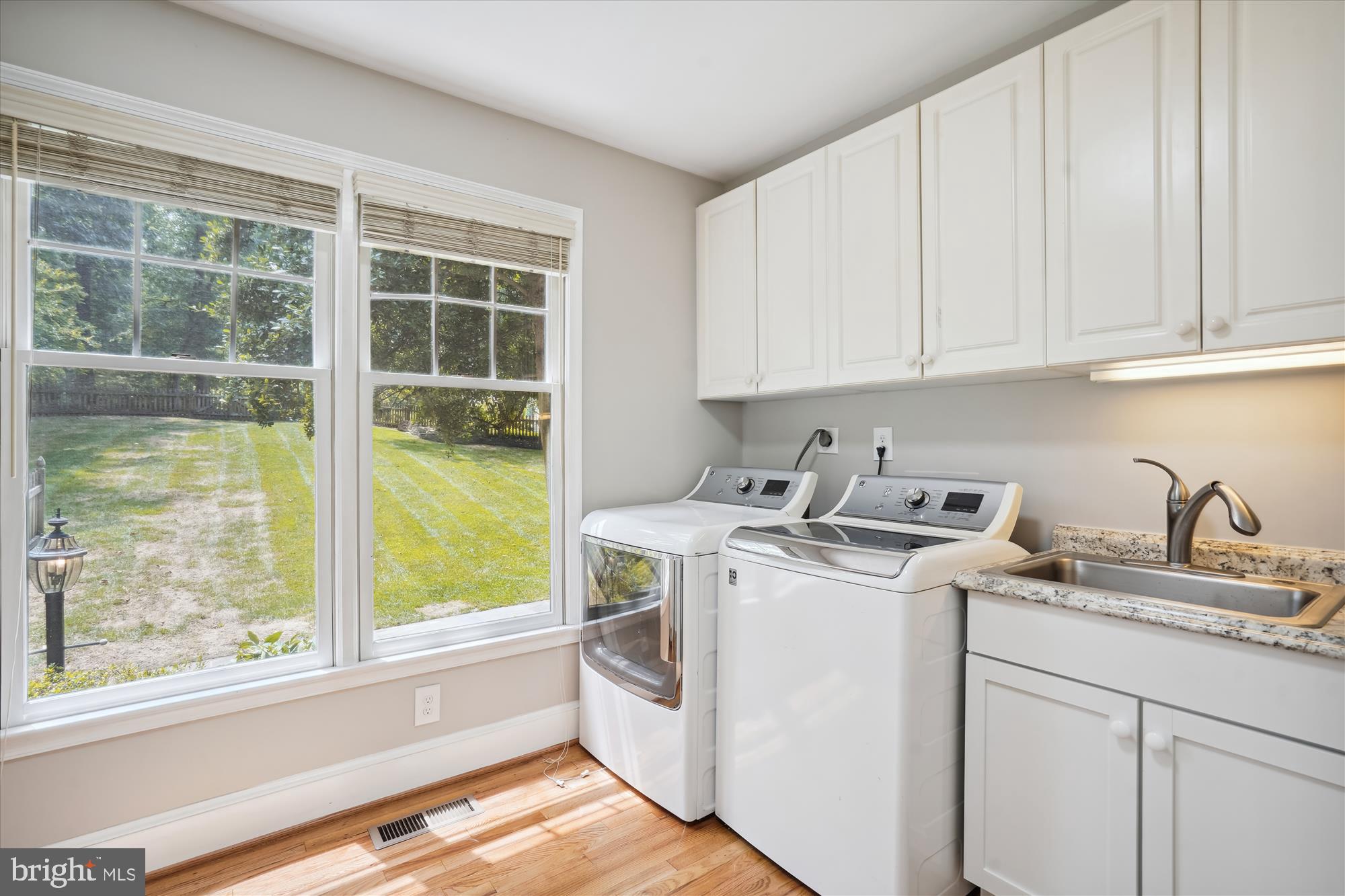 HIGHVIEW THREE - Residential