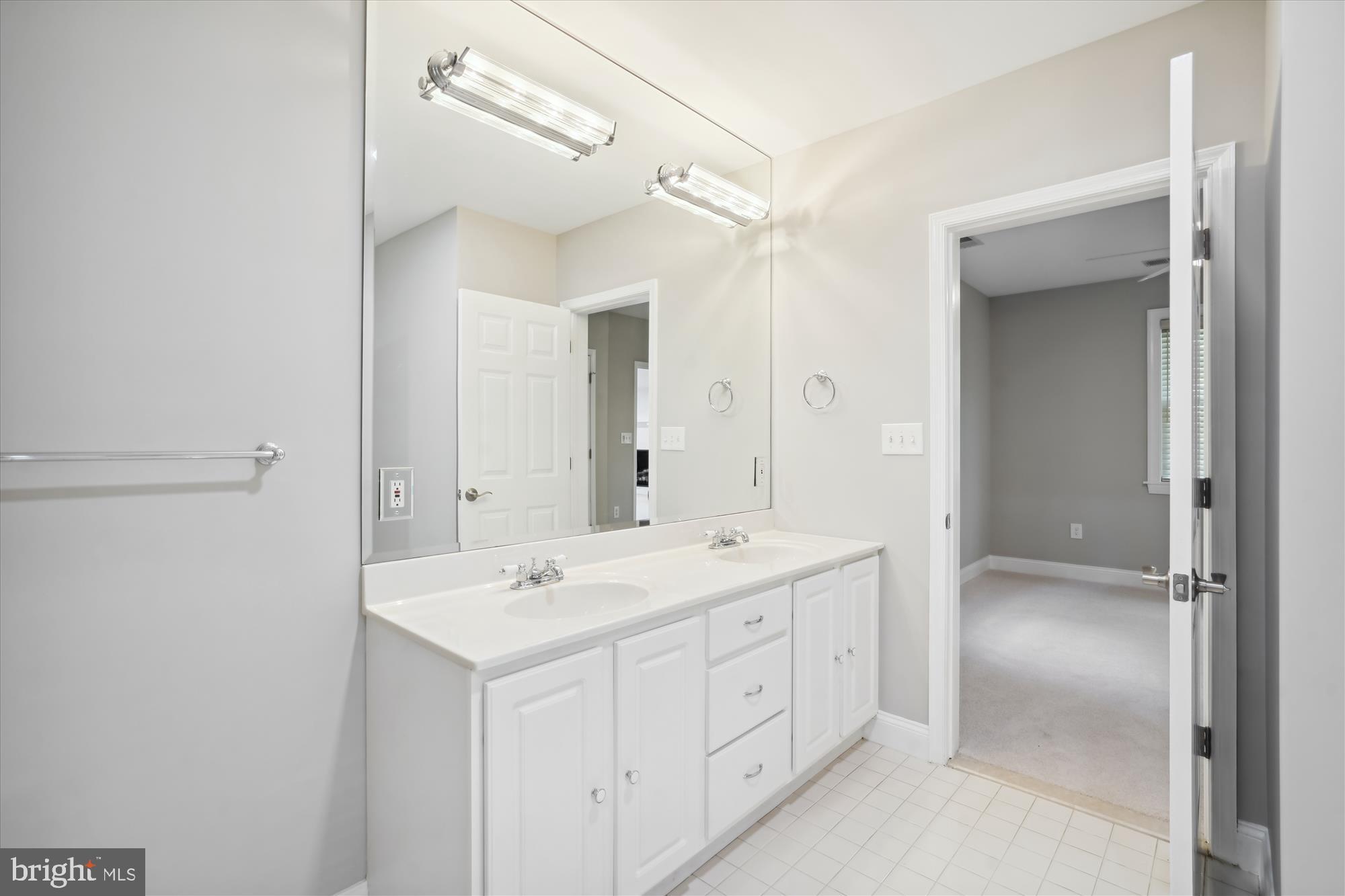 HIGHVIEW THREE - Residential