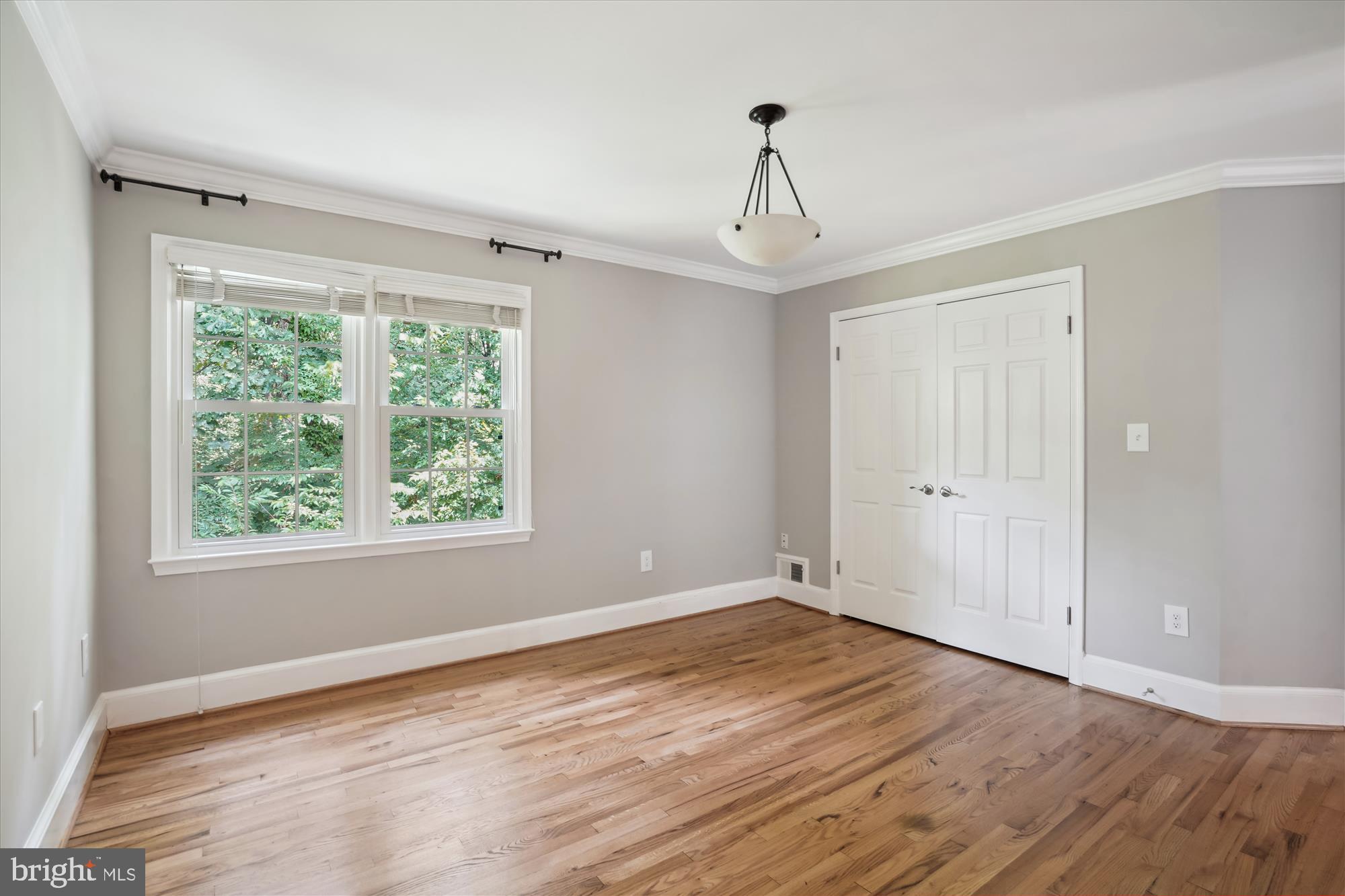 HIGHVIEW THREE - Residential