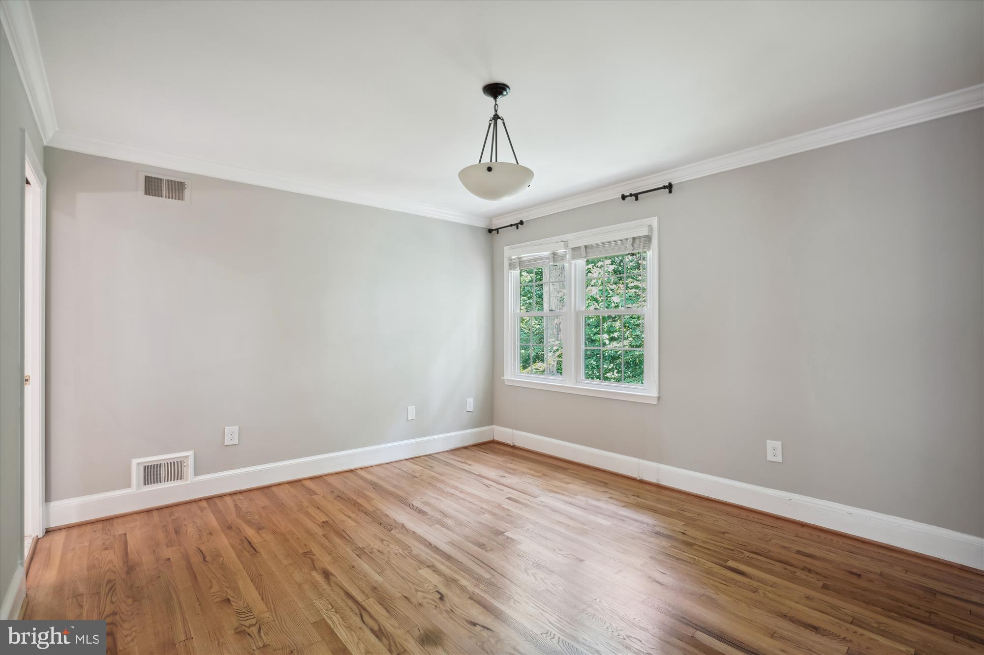 HIGHVIEW THREE - Residential