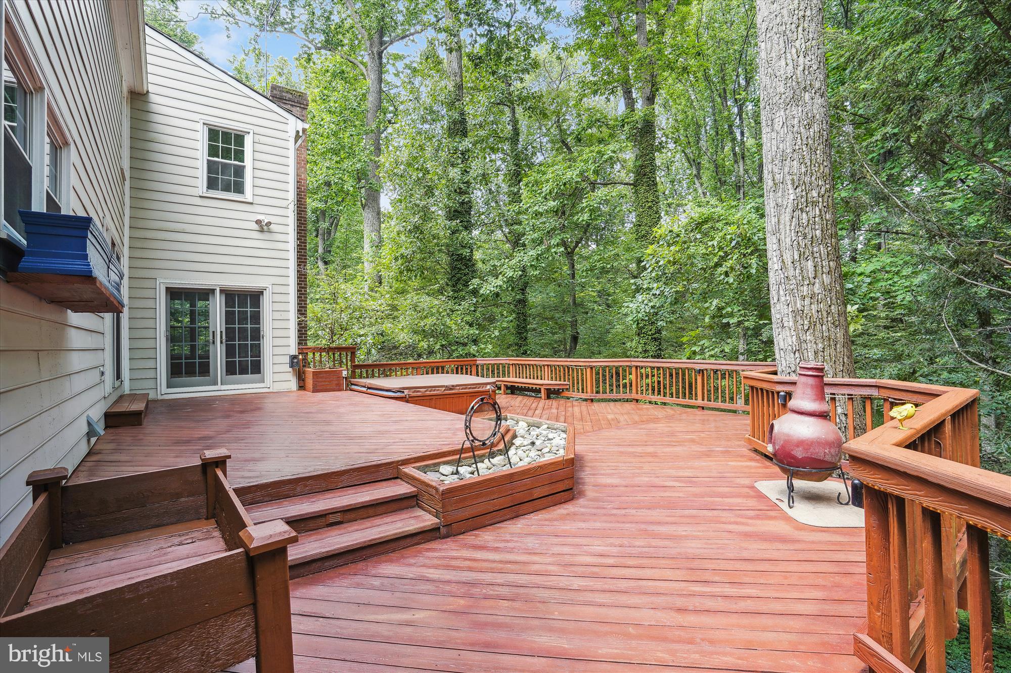 HIGHVIEW THREE - Residential