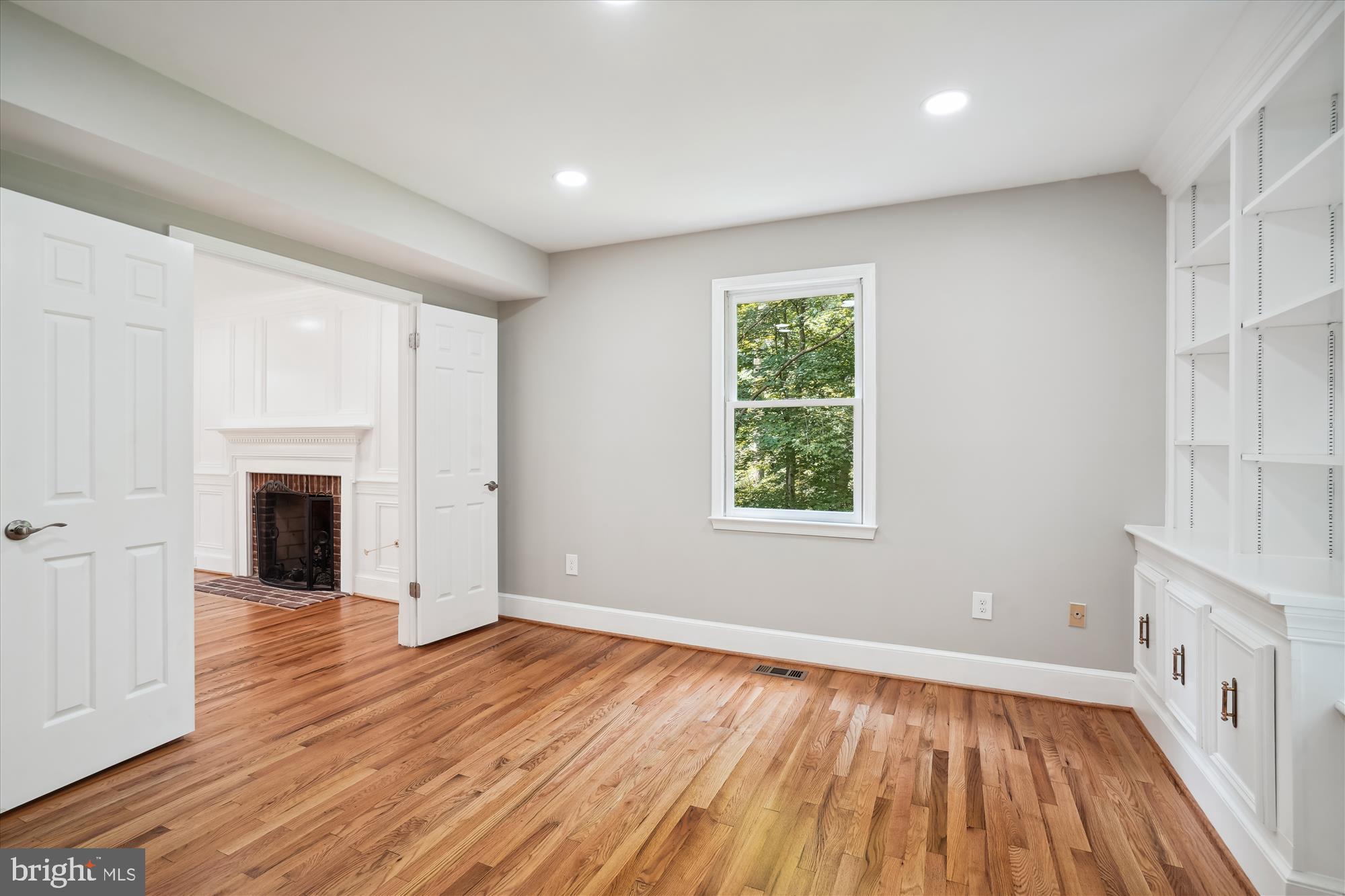 HIGHVIEW THREE - Residential