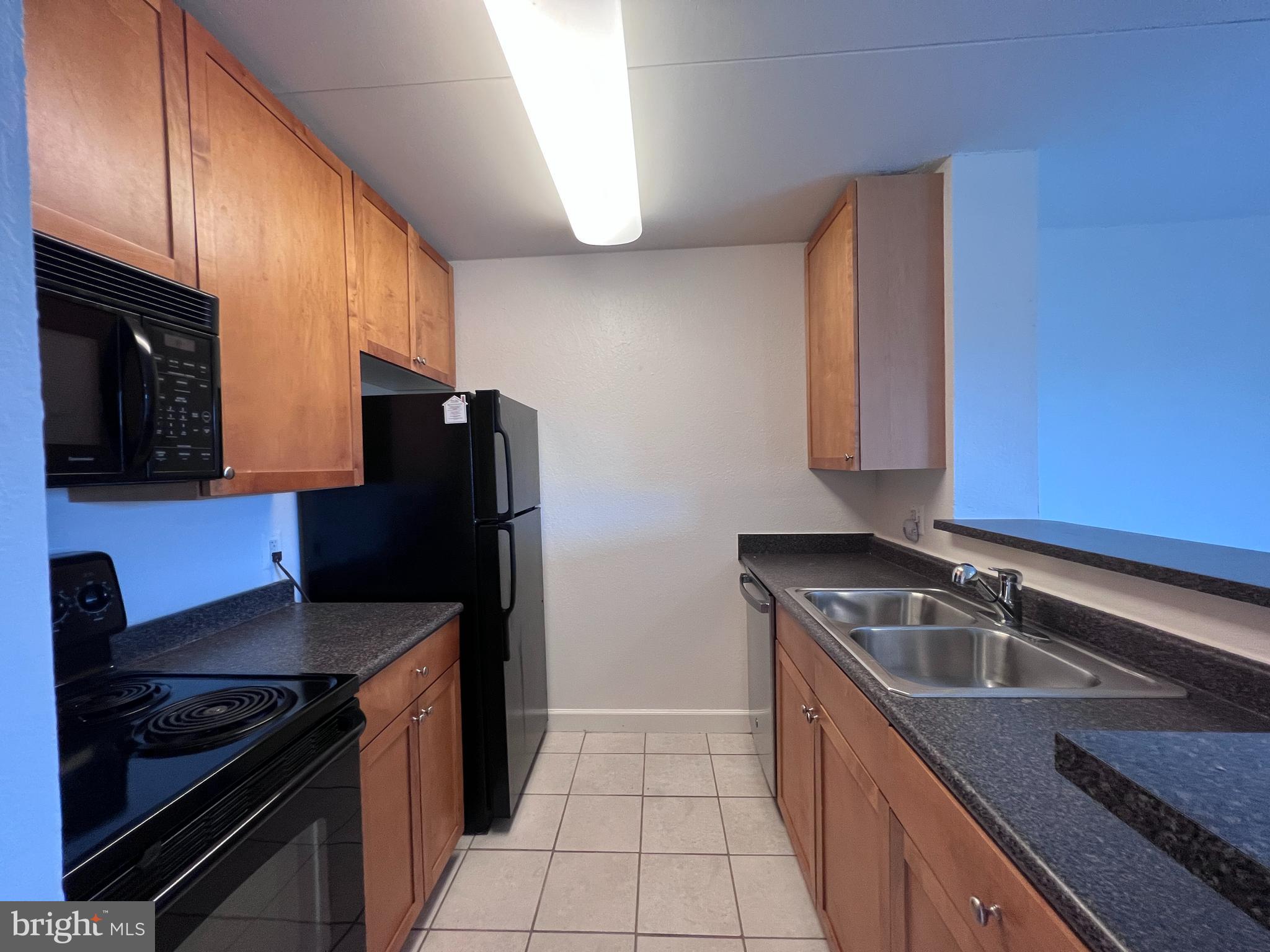 WEST END CONDOS - Residential Lease