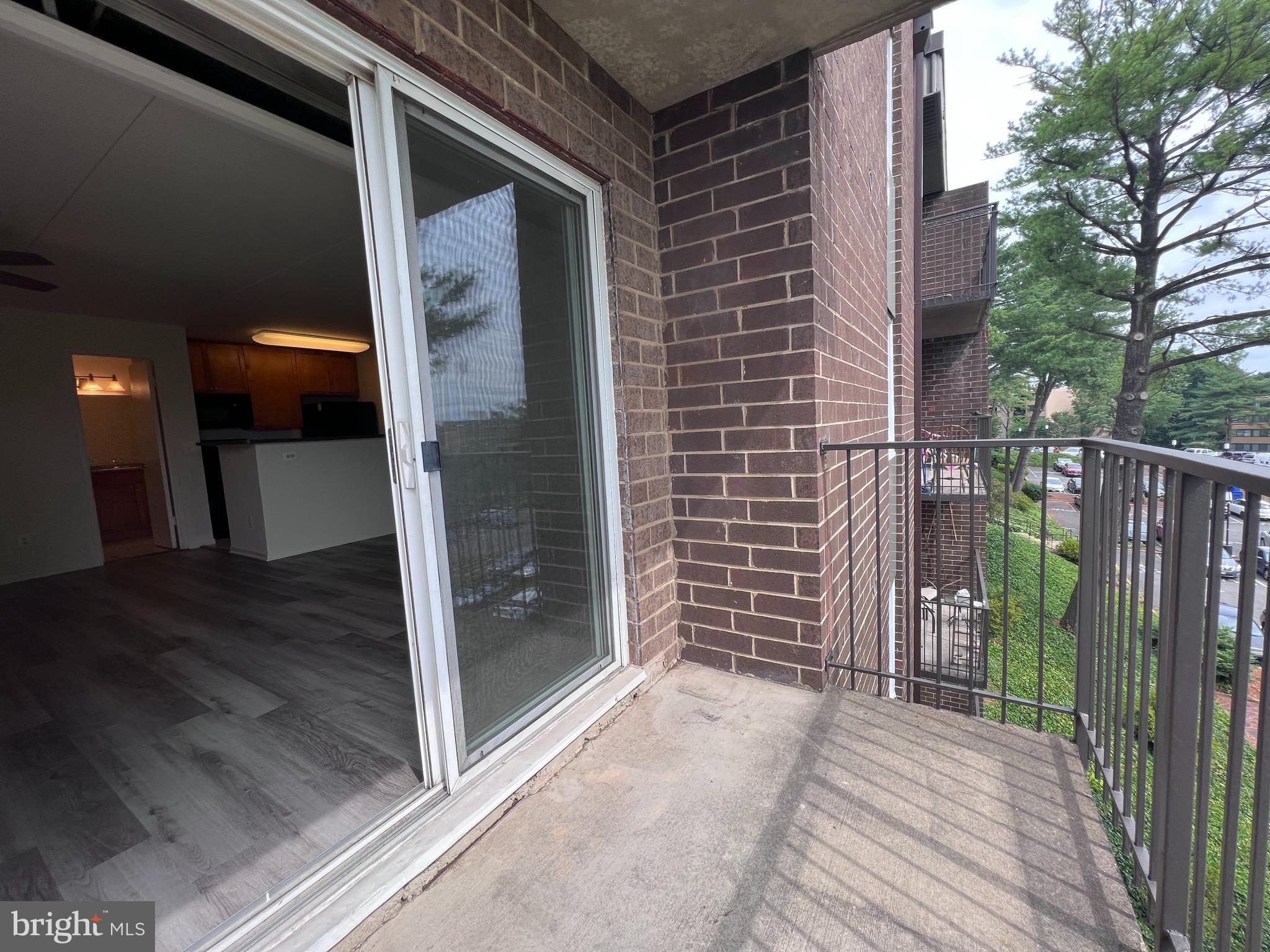 WEST END CONDOS - Residential Lease