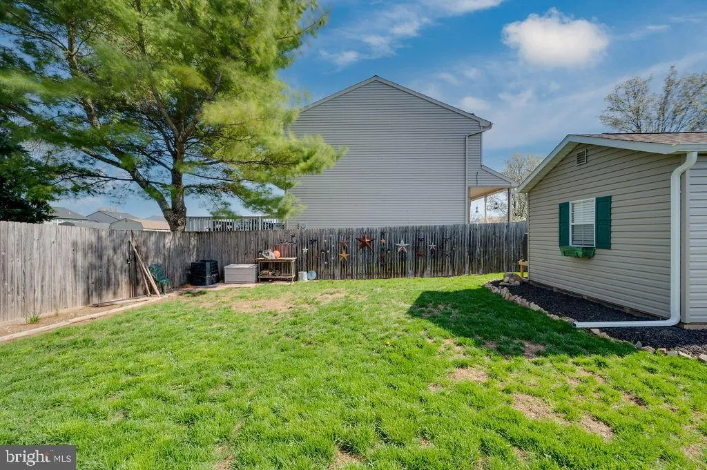 Fleetwood, Pennsylvania 19522, United States, 3 Bedrooms Bedrooms, ,3 BathroomsBathrooms,Residential,Pending,114027