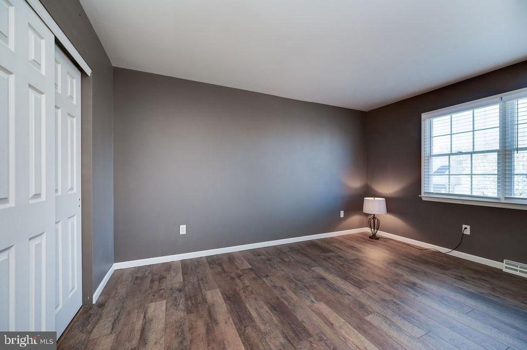 LIMESTONE VILLAGE - Residential