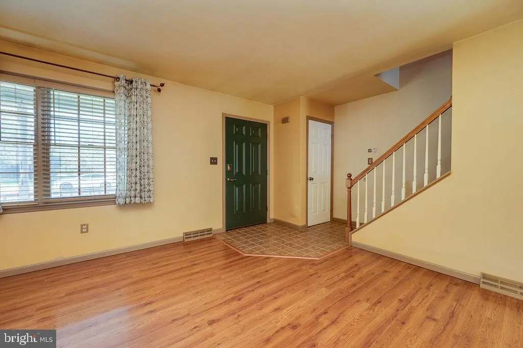 Fleetwood, Pennsylvania 19522, United States, 3 Bedrooms Bedrooms, ,3 BathroomsBathrooms,Residential,Pending,114027