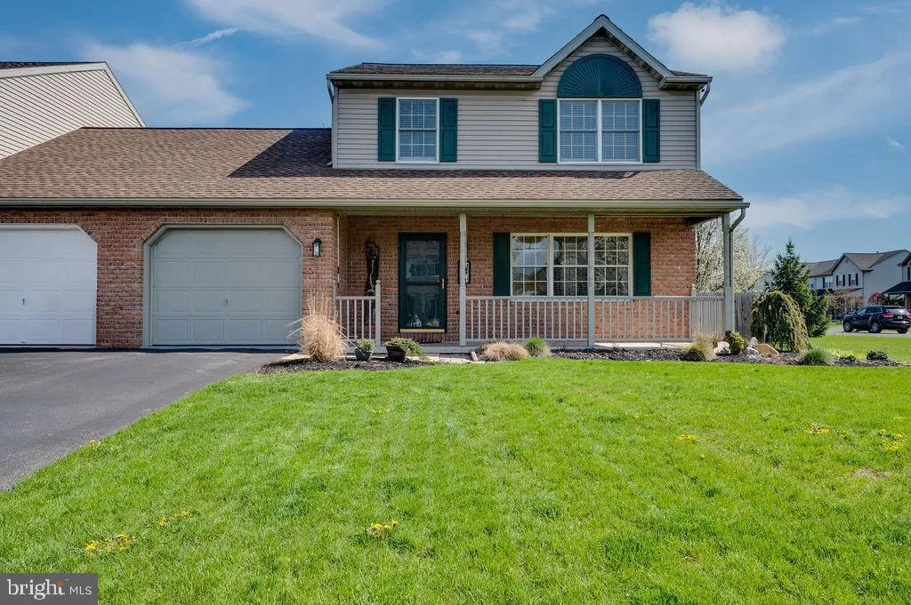 Fleetwood, Pennsylvania 19522, United States, 3 Bedrooms Bedrooms, ,3 BathroomsBathrooms,Residential,Pending,114027