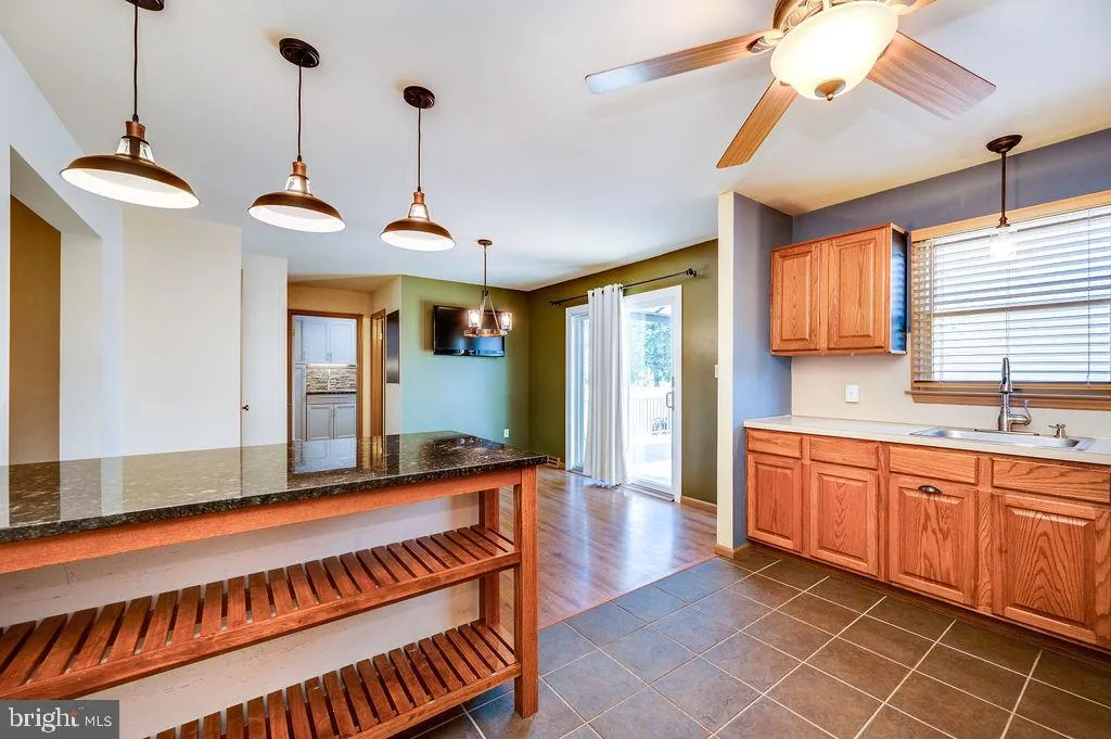 Fleetwood, Pennsylvania 19522, United States, 3 Bedrooms Bedrooms, ,3 BathroomsBathrooms,Residential,Pending,114027