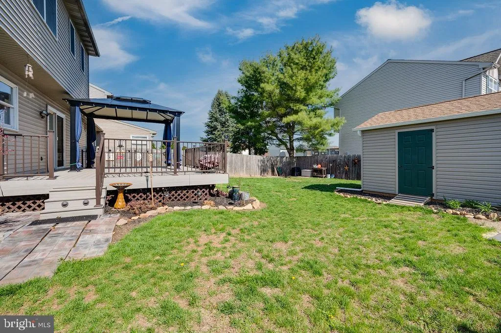 Fleetwood, Pennsylvania 19522, United States, 3 Bedrooms Bedrooms, ,3 BathroomsBathrooms,Residential,Pending,114027