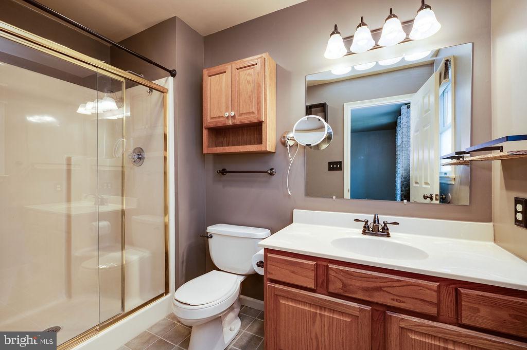 LIMESTONE VILLAGE - Residential