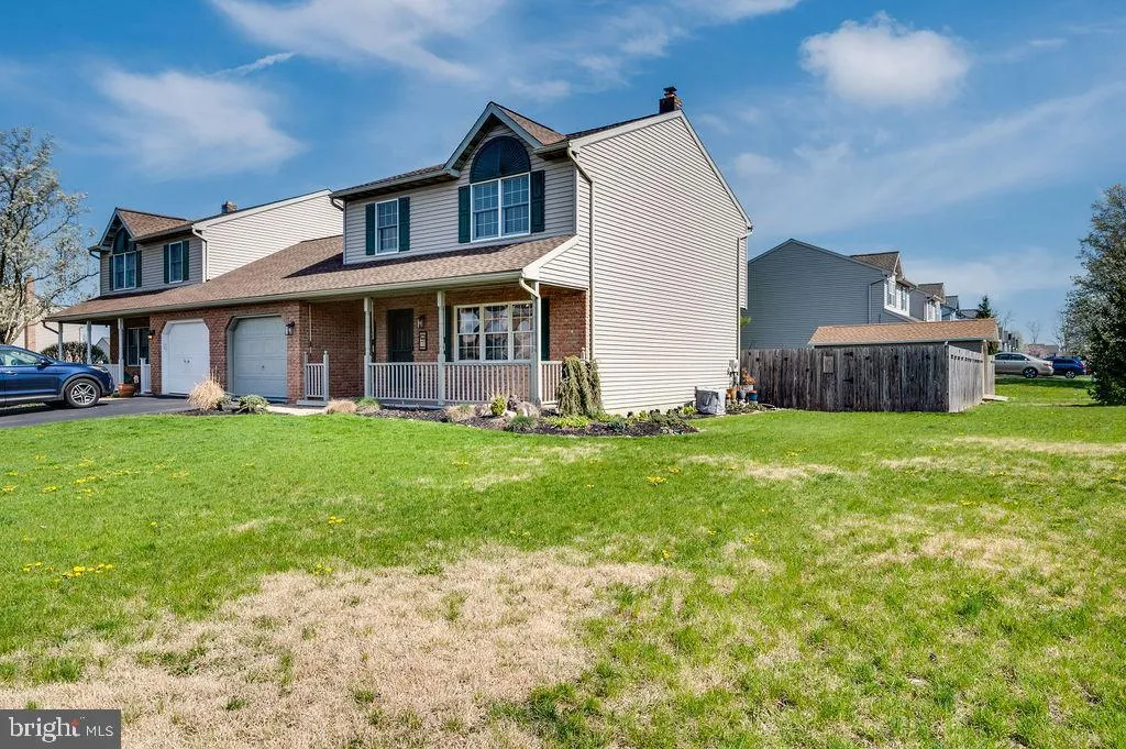 Fleetwood, Pennsylvania 19522, United States, 3 Bedrooms Bedrooms, ,3 BathroomsBathrooms,Residential,Pending,114027