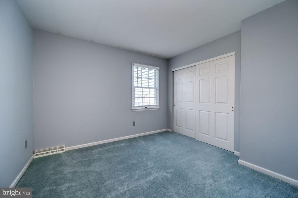 LIMESTONE VILLAGE - Residential