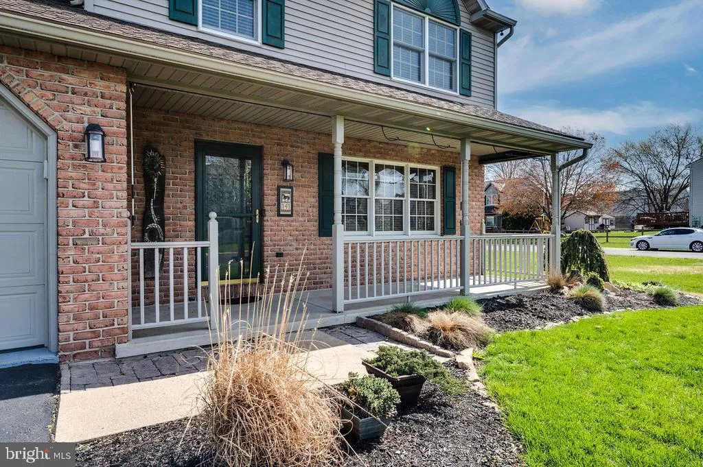 Fleetwood, Pennsylvania 19522, United States, 3 Bedrooms Bedrooms, ,3 BathroomsBathrooms,Residential,Pending,114027