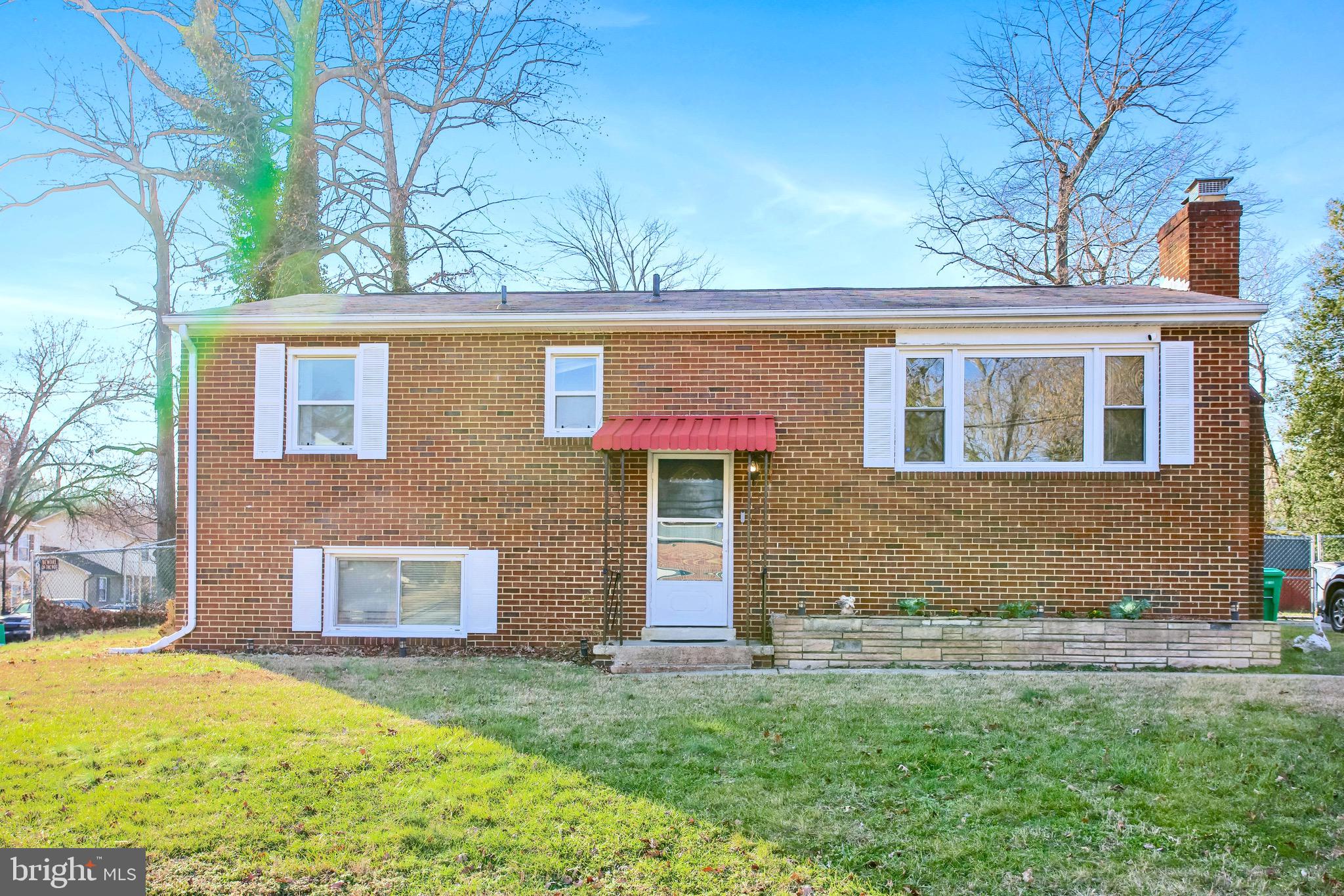 DEN LEE ACRES - Residential